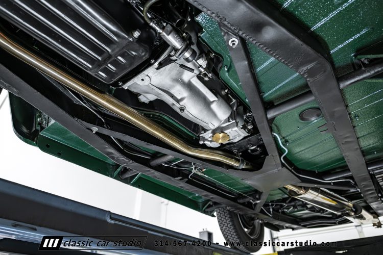 62_Triumph_TR-4_2288-162