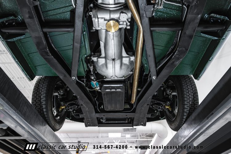 62_Triumph_TR-4_2288-164