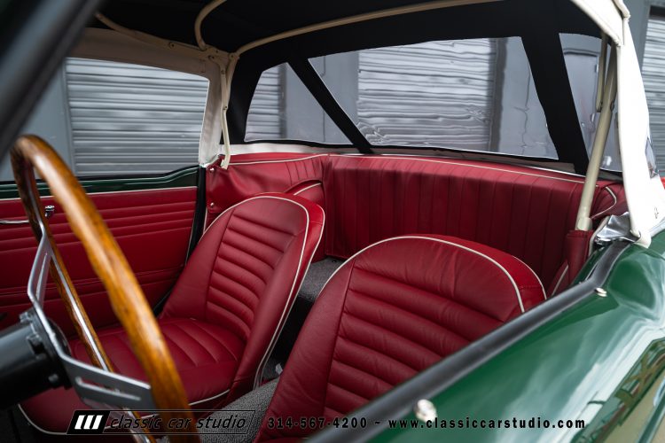 62_Triumph_TR-4_2288-180