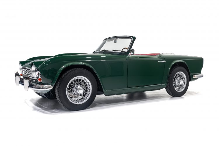 62_Triumph_TR-4_2288-1_Showcase