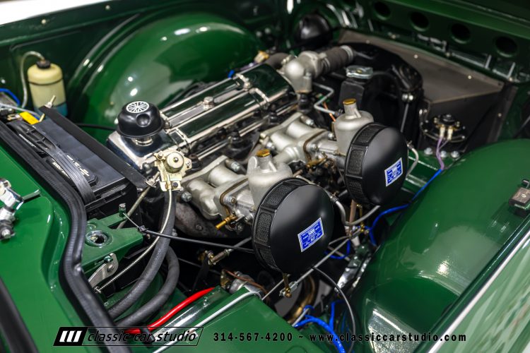 62_Triumph_TR-4_2288-2