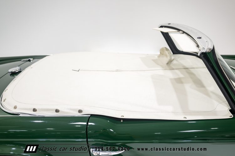 62_Triumph_TR-4_2288-21