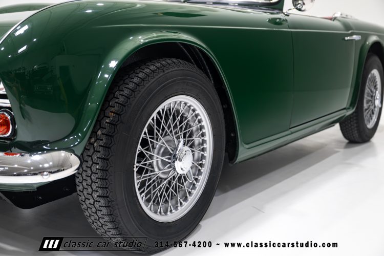 62_Triumph_TR-4_2288-37