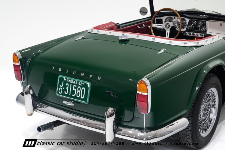 62_Triumph_TR-4_2288-66