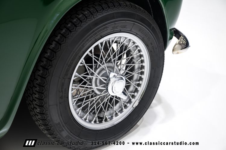 62_Triumph_TR-4_2288-76