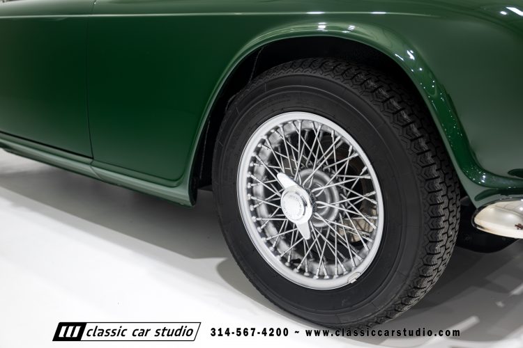 62_Triumph_TR-4_2288-79