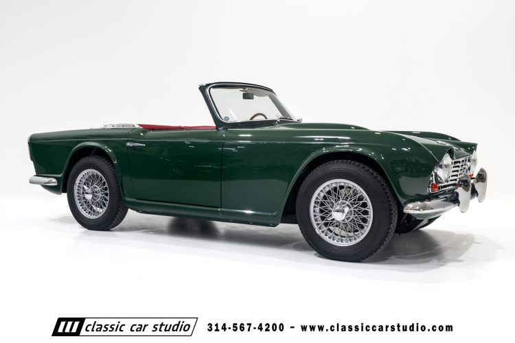 62_Triumph_TR-4_2288-88