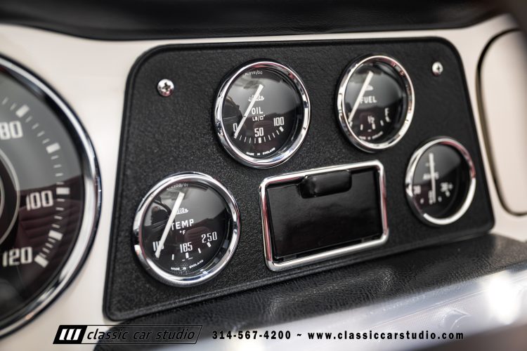 62_Triumph_TR-4_2288-99