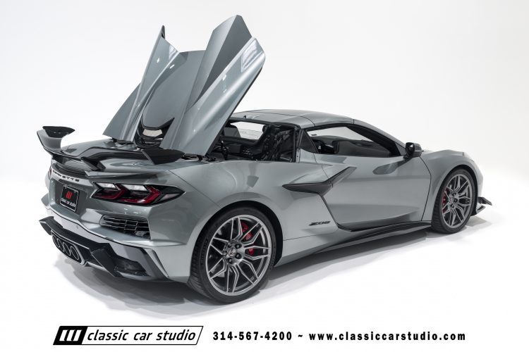 2024_Corvette_Z06_3LZ_2292-174
