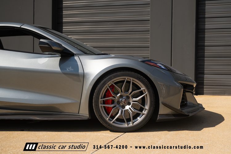 2024_Corvette_Z06_3LZ_2292-205