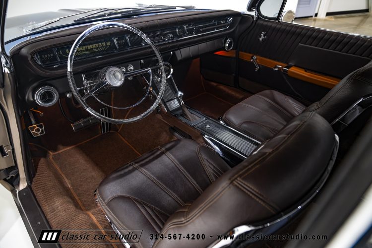 61_Pontiac_Bonneville_2293-101
