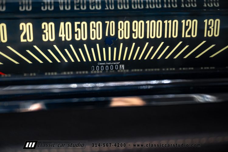 61_Pontiac_Bonneville_2293-108