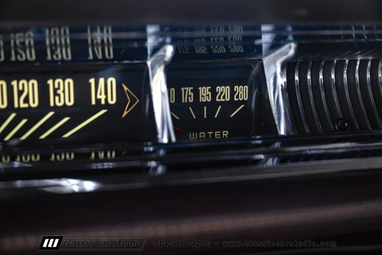 61_Pontiac_Bonneville_2293-109
