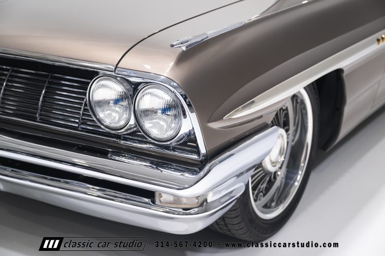 61_Pontiac_Bonneville_2293-13