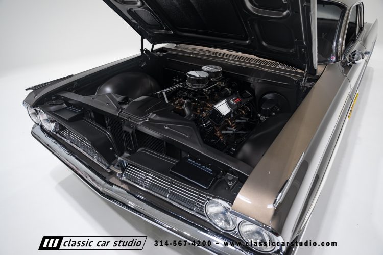 61_Pontiac_Bonneville_2293-137