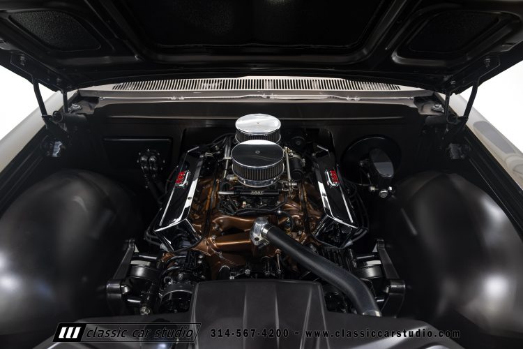 61_Pontiac_Bonneville_2293-143