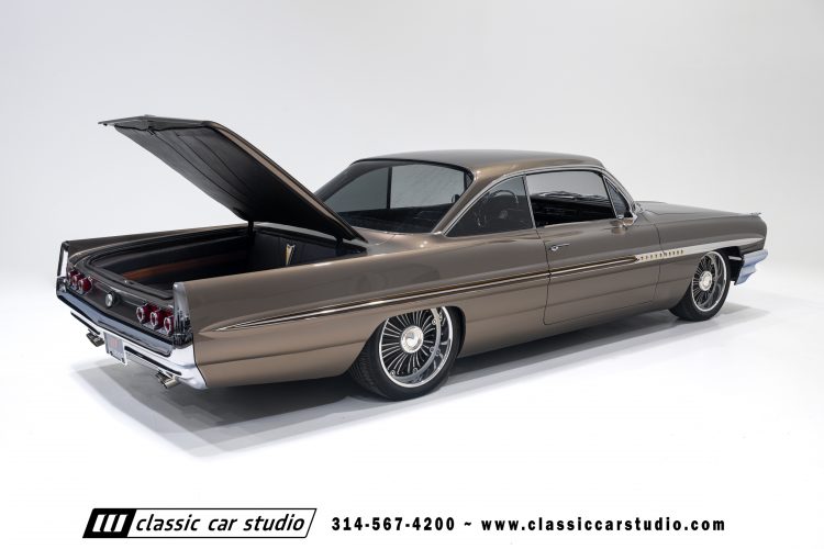 61_Pontiac_Bonneville_2293-160