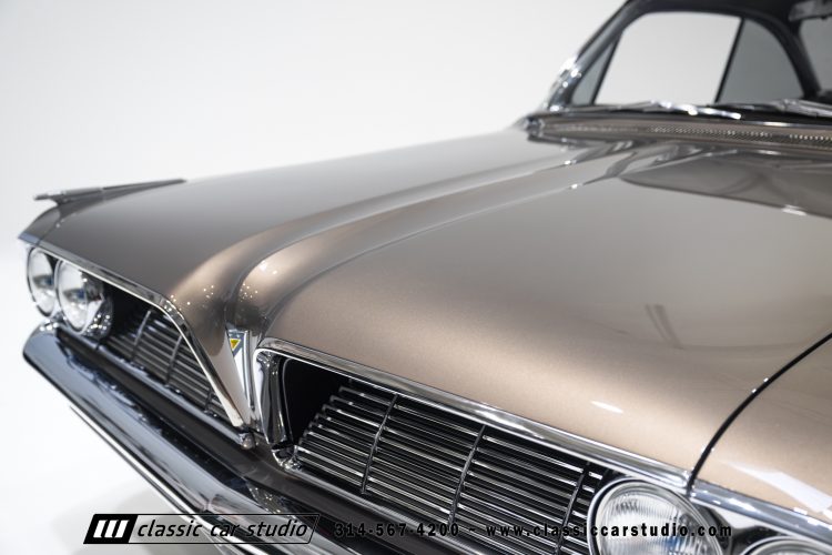 61_Pontiac_Bonneville_2293-27