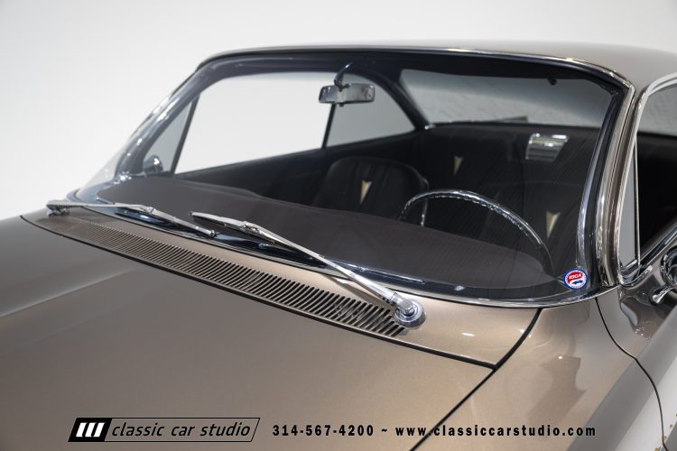 61_Pontiac_Bonneville_2293-28