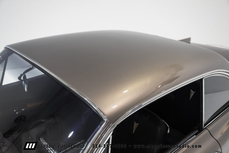 61_Pontiac_Bonneville_2293-29