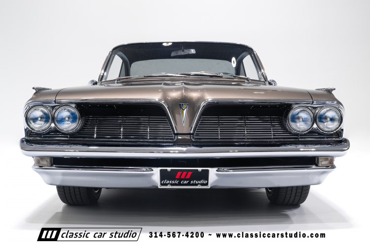 61_Pontiac_Bonneville_2293-4