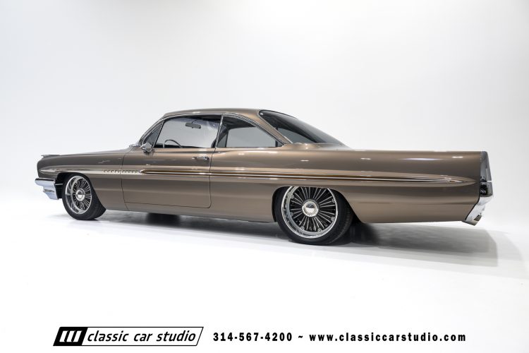 61_Pontiac_Bonneville_2293-44