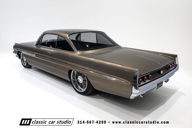 61_Pontiac_Bonneville_2293-51