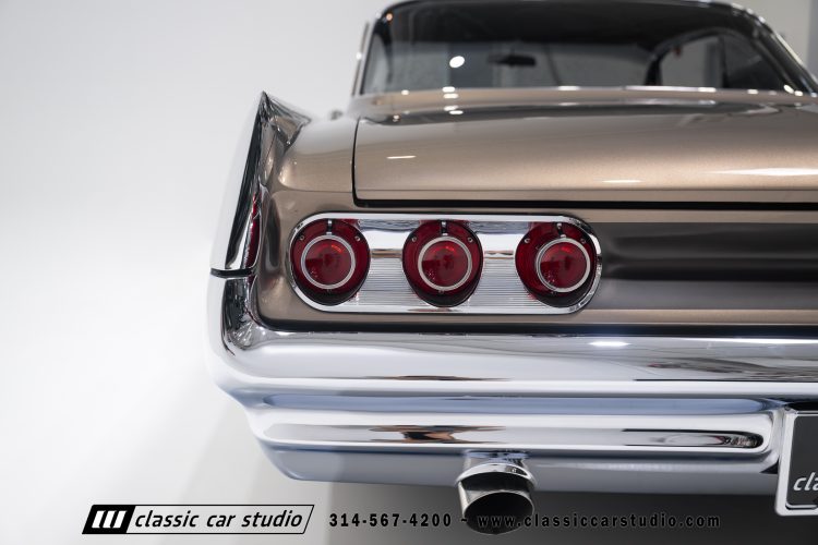 61_Pontiac_Bonneville_2293-56