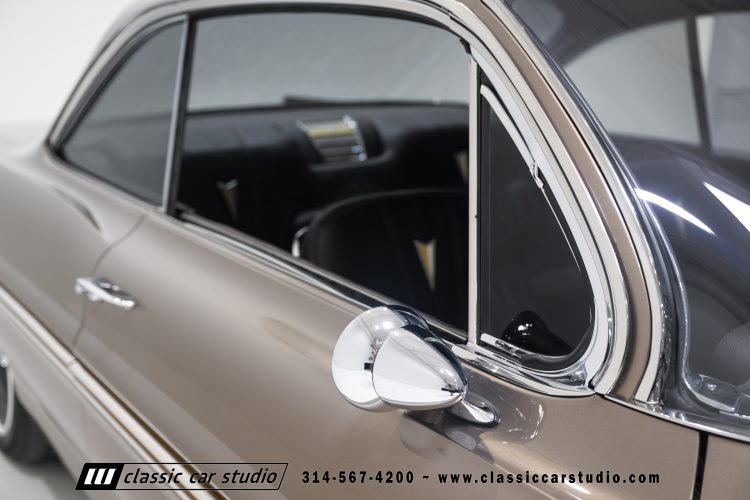 61_Pontiac_Bonneville_2293-79