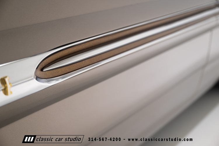 61_Pontiac_Bonneville_2293-9