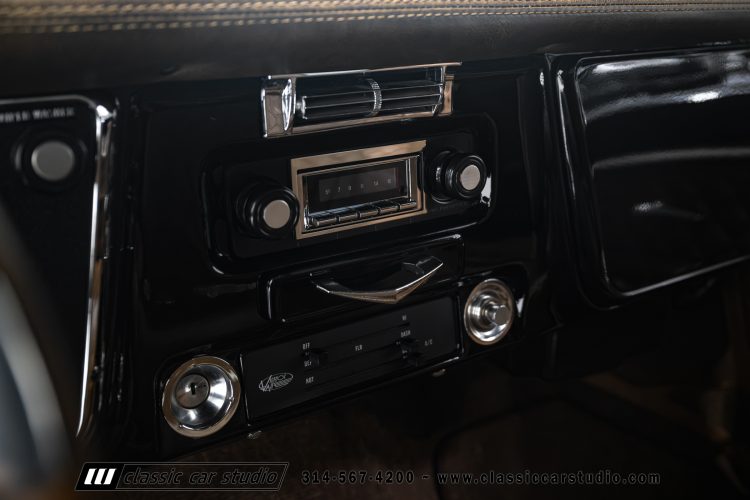 69_Chevrolet_C10_2290-103