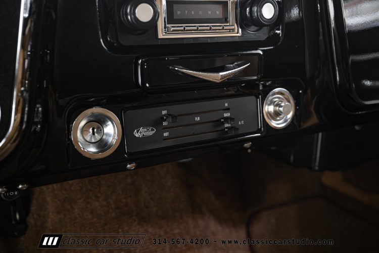 69_Chevrolet_C10_2290-104