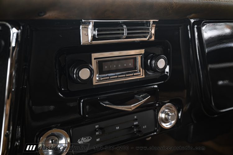 69_Chevrolet_C10_2290-105
