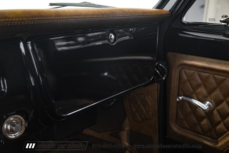 69_Chevrolet_C10_2290-106