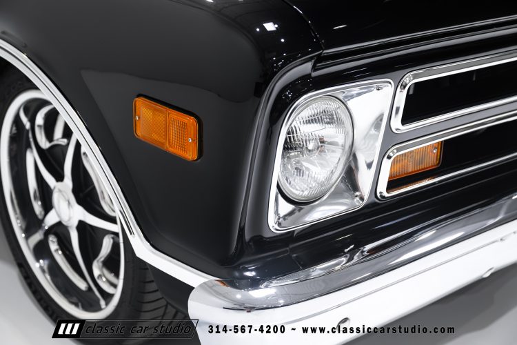 69_Chevrolet_C10_2290-14