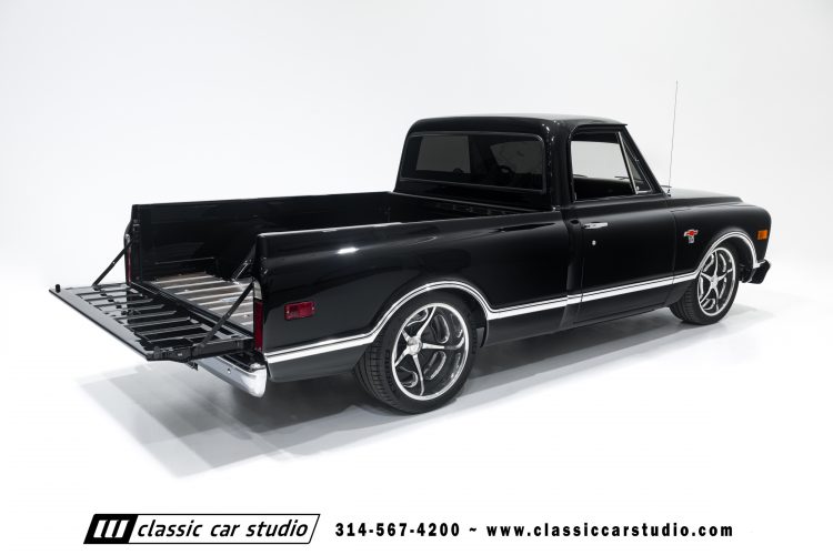 69_Chevrolet_C10_2290-140