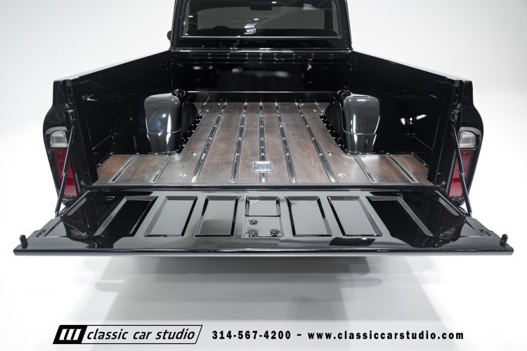 69_Chevrolet_C10_2290-145