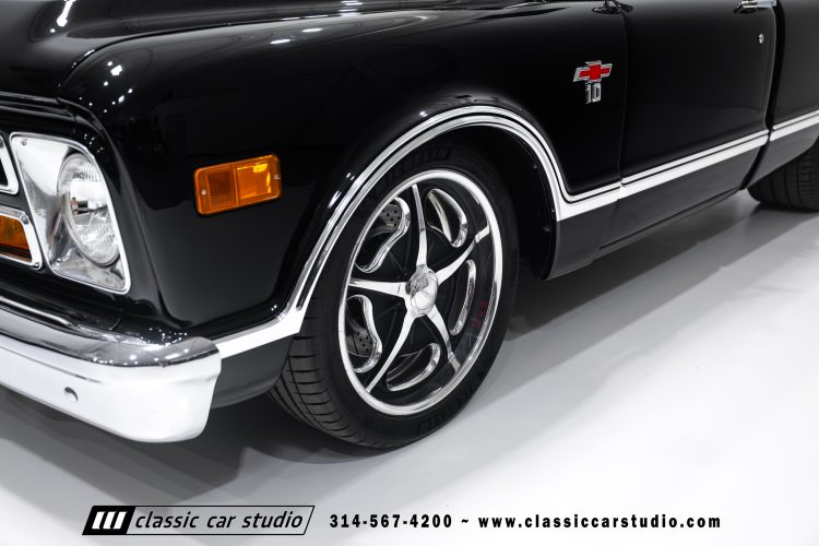 69_Chevrolet_C10_2290-16