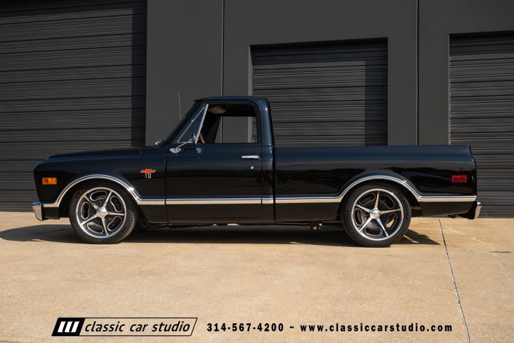 69_Chevrolet_C10_2290-176