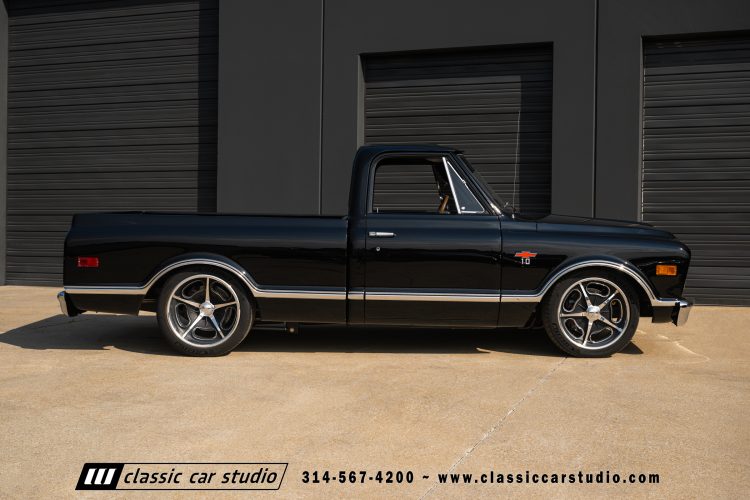 69_Chevrolet_C10_2290-195