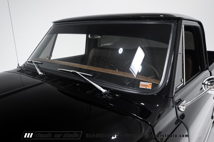 69_Chevrolet_C10_2290-23