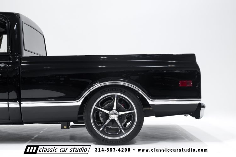69_Chevrolet_C10_2290-35