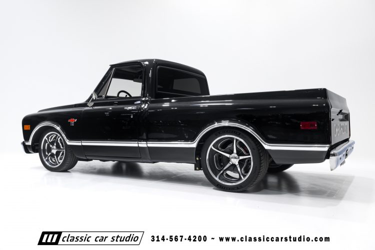 69_Chevrolet_C10_2290-37