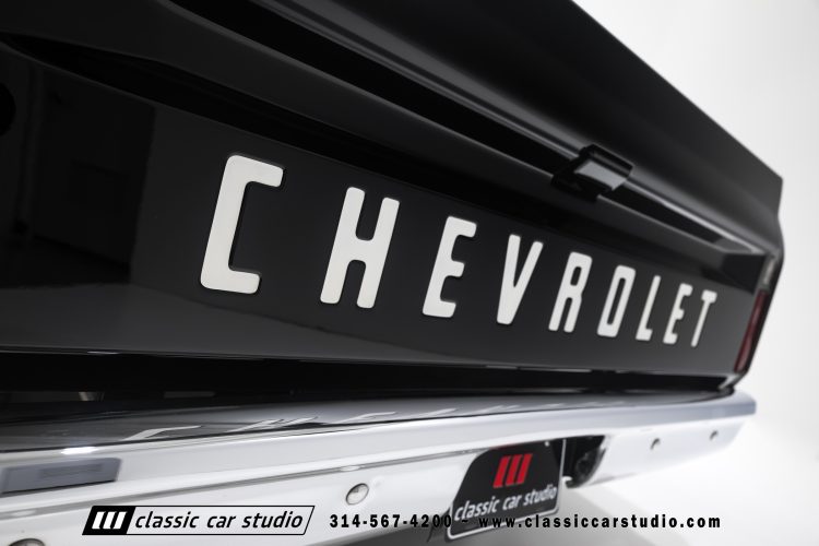 69_Chevrolet_C10_2290-38
