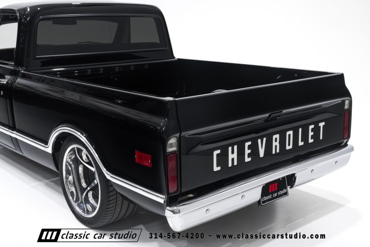69_Chevrolet_C10_2290-41