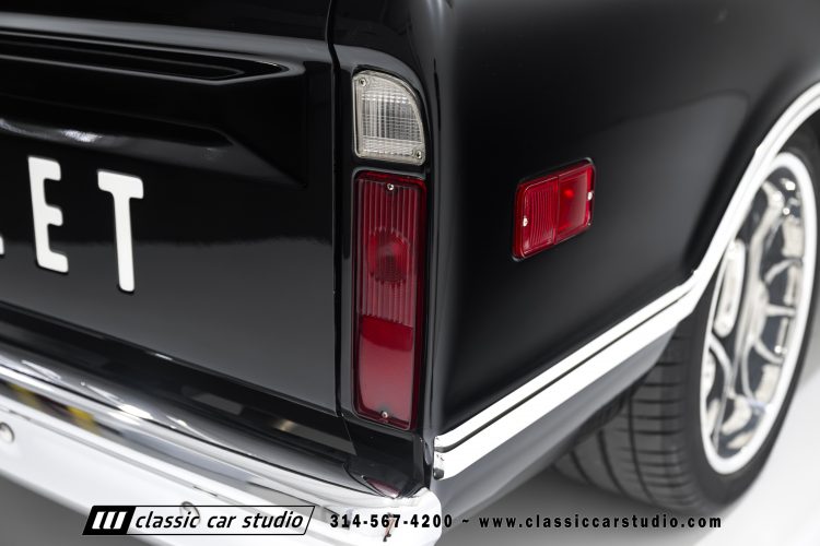 69_Chevrolet_C10_2290-55