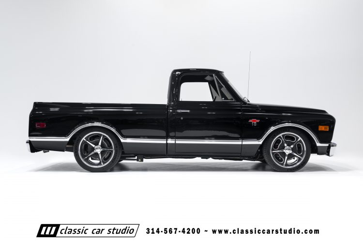 69_Chevrolet_C10_2290-67