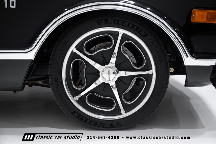 69_Chevrolet_C10_2290-71