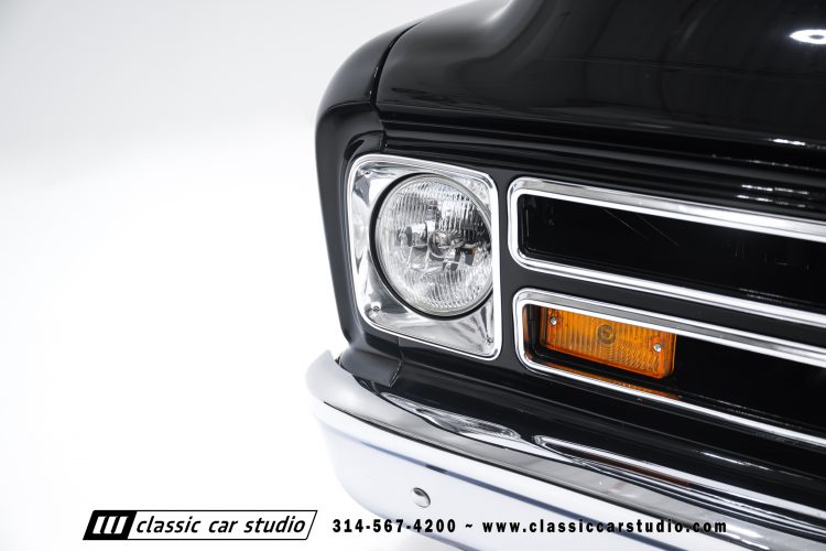 69_Chevrolet_C10_2290-8