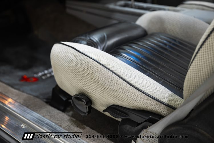 82_Buick_Grand_National_2294-105